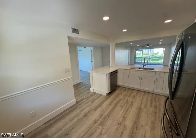 Listing Photo 5 - Condo for sale in building located at 1344 Derbyshire Ct, Naples, FL 34116 - Unit #D-101