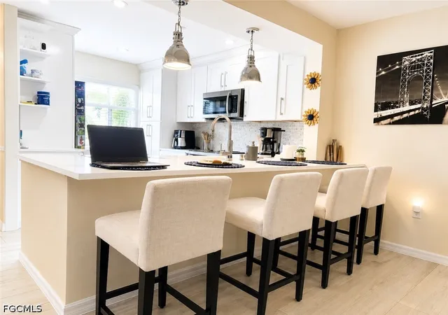 2nd image of 2828 Jackson St #E3, Fort Myers, FL 33901 | MLS# 2026030417