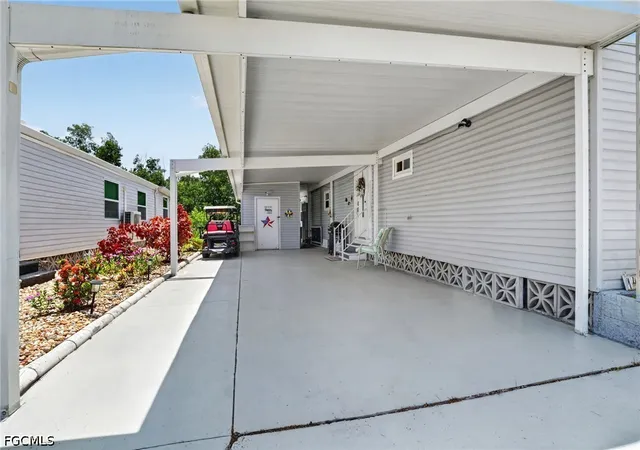 Photo 2 of Manufactured home for sale at 14633 Paul Revere Loop, North Fort Myers, FL 33917 | MLS# 2026030432 | Listing updated on 2026-07-21