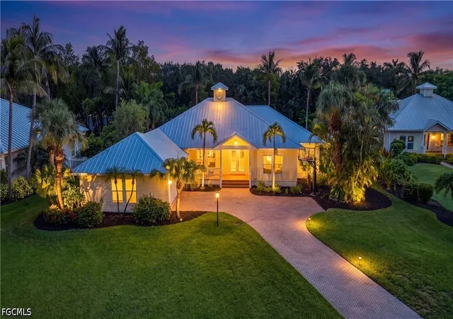Photo 1 of Single family home for sale at 12281 Mcgregor Palms Dr, Fort Myers, FL 33908 | MLS# 2026030438 | Listing updated on 2026-07-28