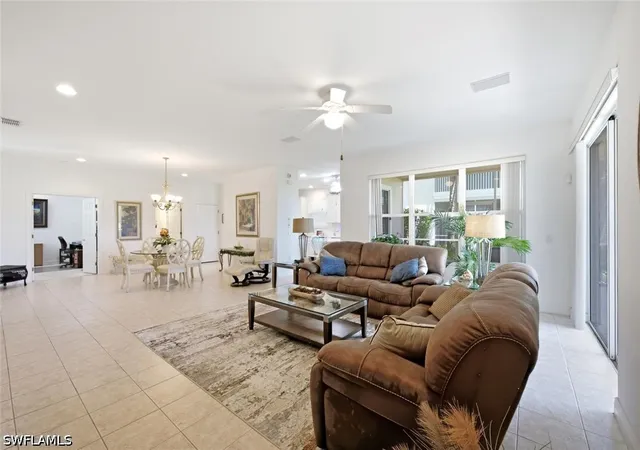 Listing Photo 4 - Condo for sale in building located at 4780 Shinnecock Hls Ct, Naples, FL 34112 - Unit #101