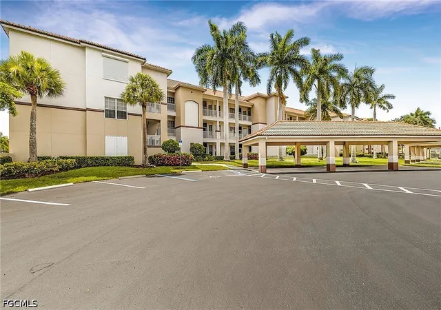 5th image of 17120 Bridgestone Ct, Fort Myers, FL 33908
