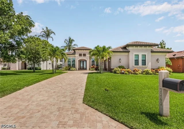 Photo 3 of Single family home for sale at 2262 Se 28th Street, Cape Coral, FL 33904 | MLS# 2026030477 | Listing updated on 2026-08-06