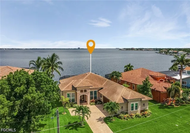 Photo 3 of Single family home for sale at 2262 SE 28th Street, Cape Coral, FL 33904 | MLS# 2026030477 | Listing updated on 2026-08-06