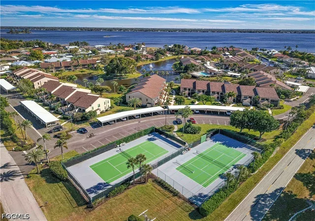 2nd image of 15488 Admiralty Cir, North Fort Myers, FL 33917