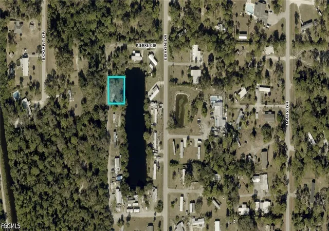 4th image of 7604 Pierre Cir, North Fort Myers, FL 33917 | MLS# 2026030524