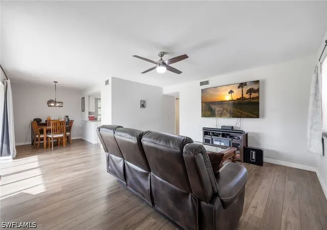 4th image of 1400 Pompei Ln, Naples, FL 34103