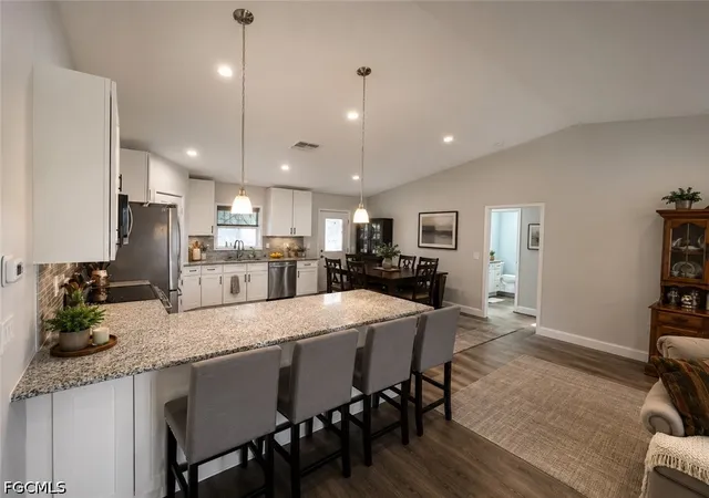 5th image of 125 Plantation Dr, Labelle, FL 33935 | MLS# 2026030571