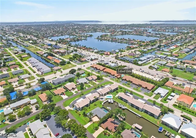36th image of 4708 Sw 8th Pl #201, Cape Coral, FL 33914 | MLS# 2026030581