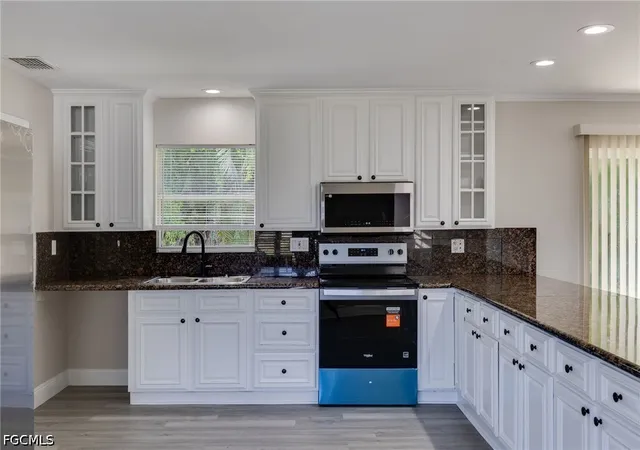 3rd image of 7370 Sea Island Rd, Fort Myers, FL 33967 | MLS# 2026030630