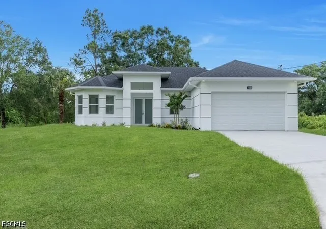 Photo 4 of Single family home for sale at 404 W 15th Street, Lehigh Acres, FL 33972 | MLS# 2026030639 | Listing updated on 2026-07-22