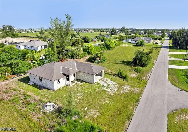4th image of 1112 Nw 28Th Ave, Cape Coral, FL 33993 | MLS# 2026030669
