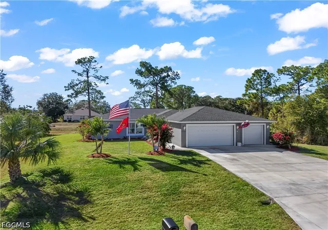 1st image of 3008 Redwood Ln, Labelle, FL 33935 | MLS# 2026030751