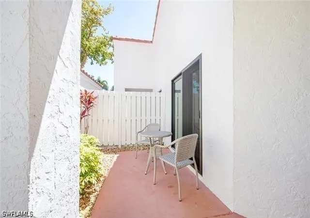 Photo 4 of Townhouse for sale at 551 Beachwalk Cir, Naples, FL 34108 | MLS# 226026510 | Listing updated on 2026-07-19