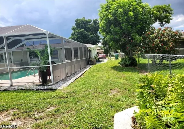 5th image of 2705 Se 17Th Ave, Cape Coral, FL 33904 | MLS# 2026030906