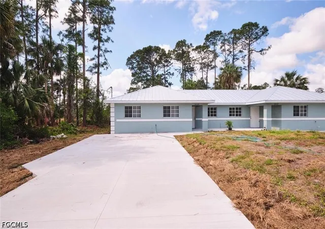 27th image of 3825/3827 Hollycrest St, Fort Myers, FL 33905 | MLS# 2026030916