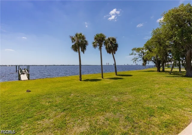 5th image of 1808 Stevenson Rd, North Fort Myers, FL 33917 | MLS# 2026030928