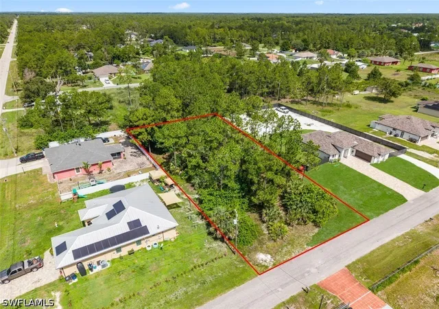 Photo 1 of Sale Pending at 1003 Hibiscus Ave, Lehigh Acres, FL 33972 | MLS# 226026495 | Listing updated on 2026-10-02