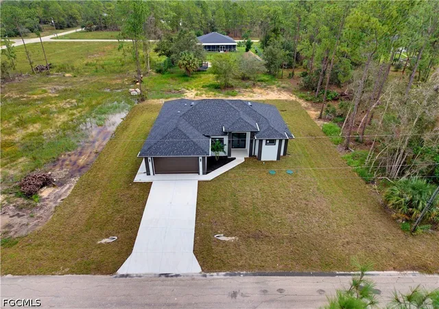 Photo 3 of Single family home for sale at 1318 Roosevelt Ave, Lehigh Acres, FL 33972 | MLS# 2026031022 | Listing updated on 2026-10-01