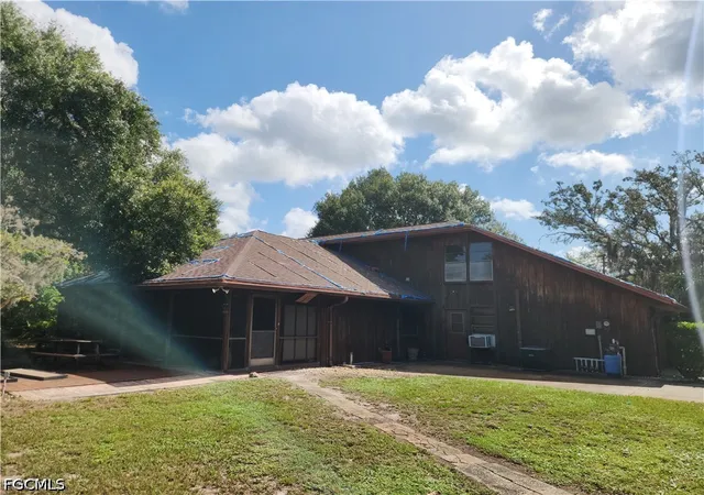 3rd image of 1107 N 11Th St, Immokalee, FL 34142 | MLS# 2026031115