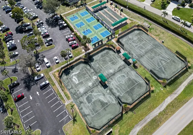Listing Photo 2 - Condo for sale in building located at 9641 Spanish Moss Wy, Bonita Springs, FL 34135 - Unit #4011