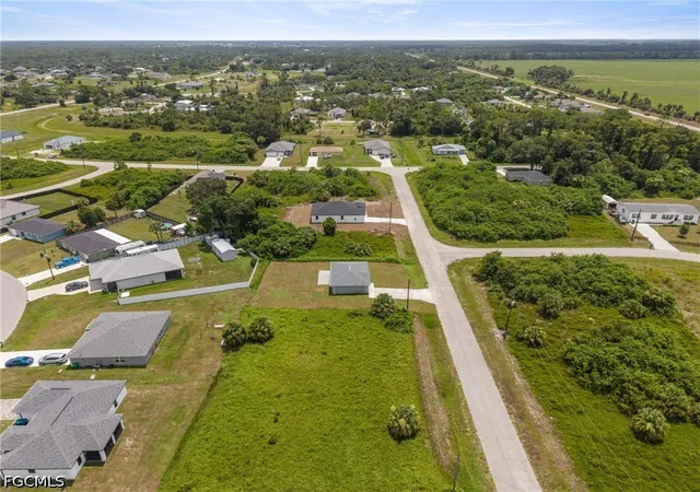 33rd image of 3061 Adcock Dr, Labelle, FL 33935 | MLS# 2026031139