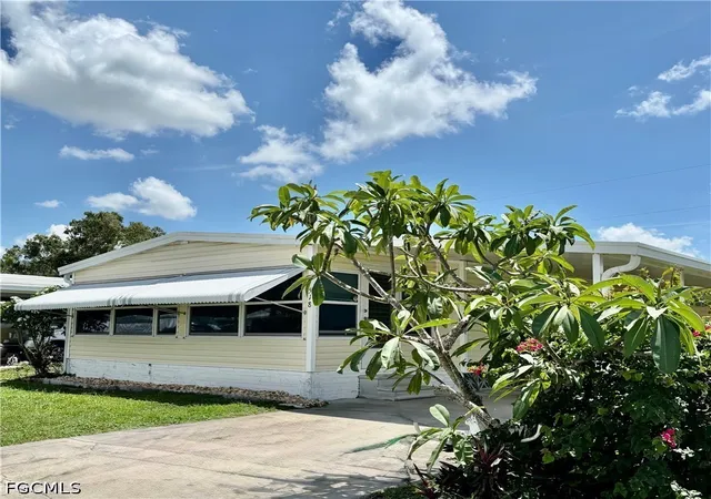 1st image of 518 Pine Tree Ct, North Fort Myers, FL 33917 | MLS# 2026031143