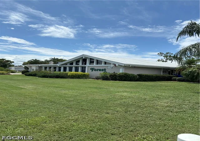 27th image of 518 Pine Tree Ct, North Fort Myers, FL 33917 | MLS# 2026031143