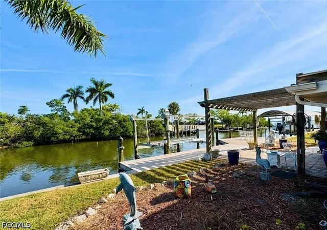 4th image of 11242 Matlacha Ave, Matlacha, FL 33993 | MLS# 2026031165