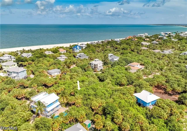 2nd image of 552 Coral Cir, Captiva, FL 33924 | MLS# 2026031238