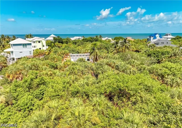 Photo 3 of Land for sale at 552 Coral Cir, Captiva, FL 33924 | MLS# 2026031238 | Listing updated on 2026-07-22