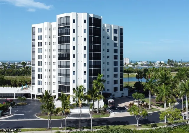 4th image of 4198 Bay Beach Ln #113, Fort Myers Beach, FL 33931 | MLS# 226025000