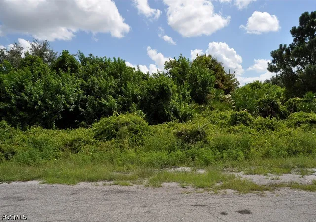 Photo 1 of Land for sale at 1109 Bard Ct, Fort Myers, FL 33913 | MLS# 2026031251 | Listing updated on 2026-07-28