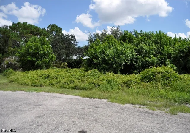 Photo 3 of Land for sale at 1109 Bard Ct, Fort Myers, FL 33913 | MLS# 2026031251 | Listing updated on 2026-07-28