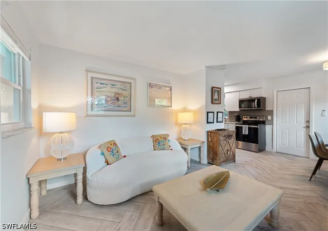 5th image of 3365 Estey Ave, Naples, FL 34104 | MLS# 226026942