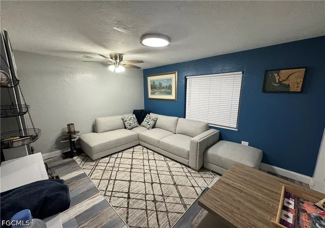 Photo 3 of Single family home for sale at 2060 Bayside Pkwy, Fort Myers, FL 33901 | MLS# 2026031306 | Listing updated on 2026-08-05