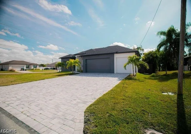 Photo 2 of Single family home for sale at 2000 Sw 31st Terrace, Cape Coral, FL 33914 | MLS# 2026031388 | Listing updated on 2026-07-23