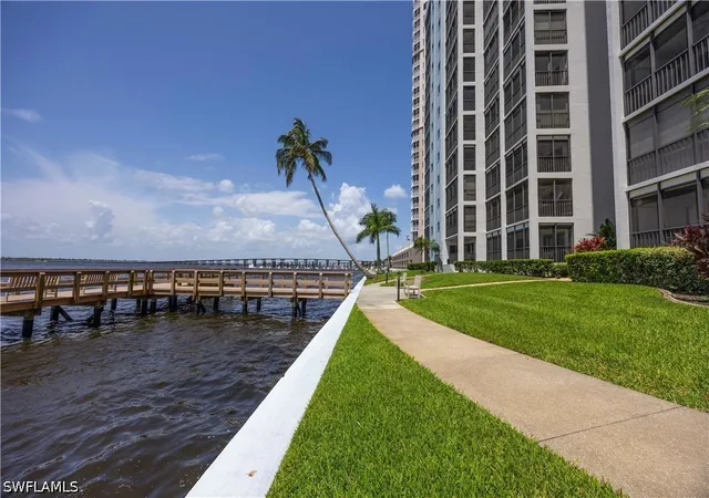 Photo 4 of Condo for sale at 1901 Clifford St #1402, Fort Myers, FL 33901 | MLS# 226027019 | Listing updated on 2026-08-08