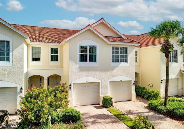 35th image of 904 Hampton Cir, Naples, FL 34105 | MLS# 226026673