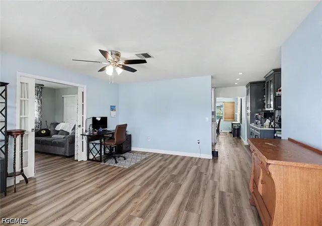 Photo 4 of Sale Pending at 5411 Loyola Ln, Fort Myers, FL 33908 | MLS# 2026031477 | Listing updated on 2026-08-09
