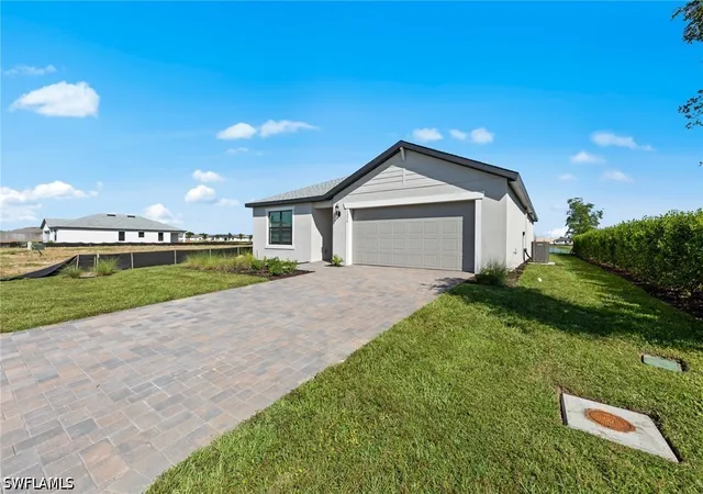 3rd image of 1137 Caloosa Breeze Dr, Labelle, FL 33935 | MLS# 226027140