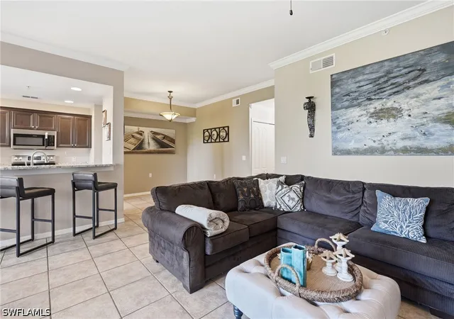 Listing Photo 5 - Condo for sale in building located at 8251 Pathfinder Loop, Fort Myers, FL 33919 - Unit #633