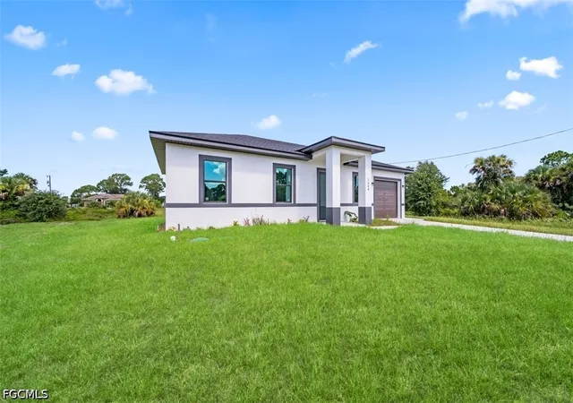 Photo 3 of Sale Pending at 1248 Brookpark Ave, Fort Myers, FL 33913 | MLS# 2026031513 | Listing updated on 2026-08-07