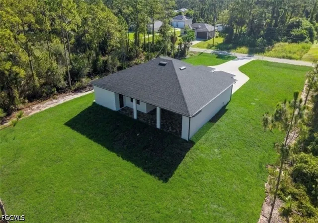 Photo 3 of Single family home for sale at 809 Magnolia Ave, Lehigh Acres, FL 33972 | MLS# 2026031526 | Listing updated on 2026-07-27