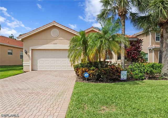 Photo 3 of Sale Pending at 10308 Longleaf Pine Ct, Fort Myers, FL 33913 | MLS# 226027177 | Listing updated on 2026-07-28
