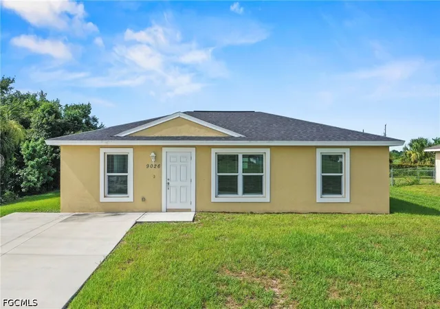 2nd image of 9026 Maywood Cir, Labelle, FL 33935 | MLS# 2026031539