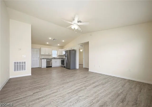 5th image of 9026 Maywood Cir, Labelle, FL 33935 | MLS# 2026031539