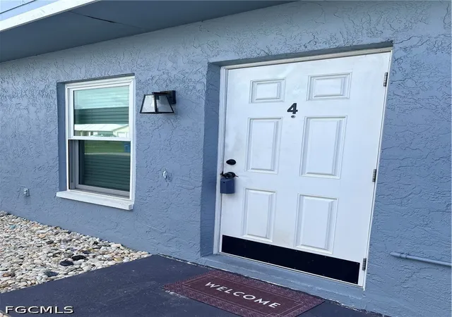 5th image of 4520 Sw 8Th Pl #4, Cape Coral, FL 33914 | MLS# 2026031542