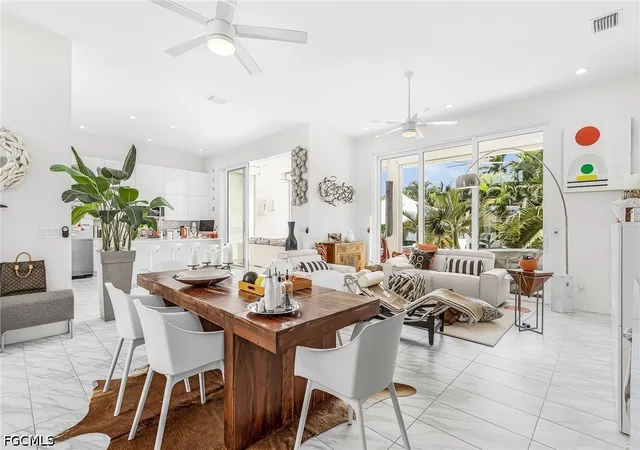 5th image of 914 Dolphin Dr, Cape Coral, FL 33904 | MLS# 2026031545