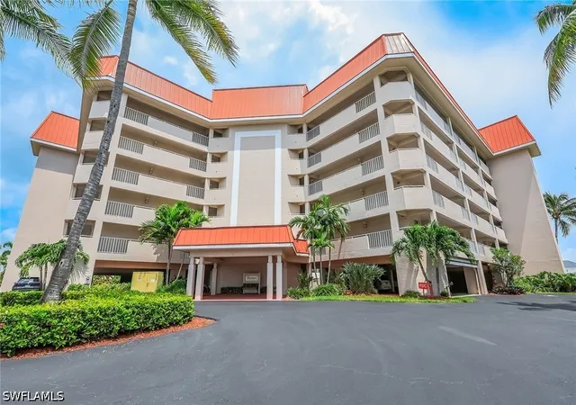 4th image of 270 N Collier Blvd #205, Marco Island, FL 34145 | MLS# 226027117